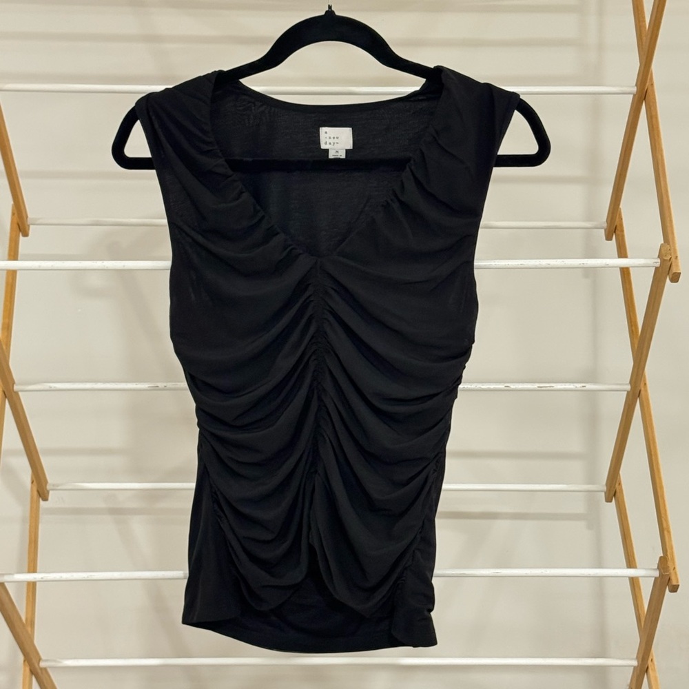Black Ruched Sleeveless Blouse